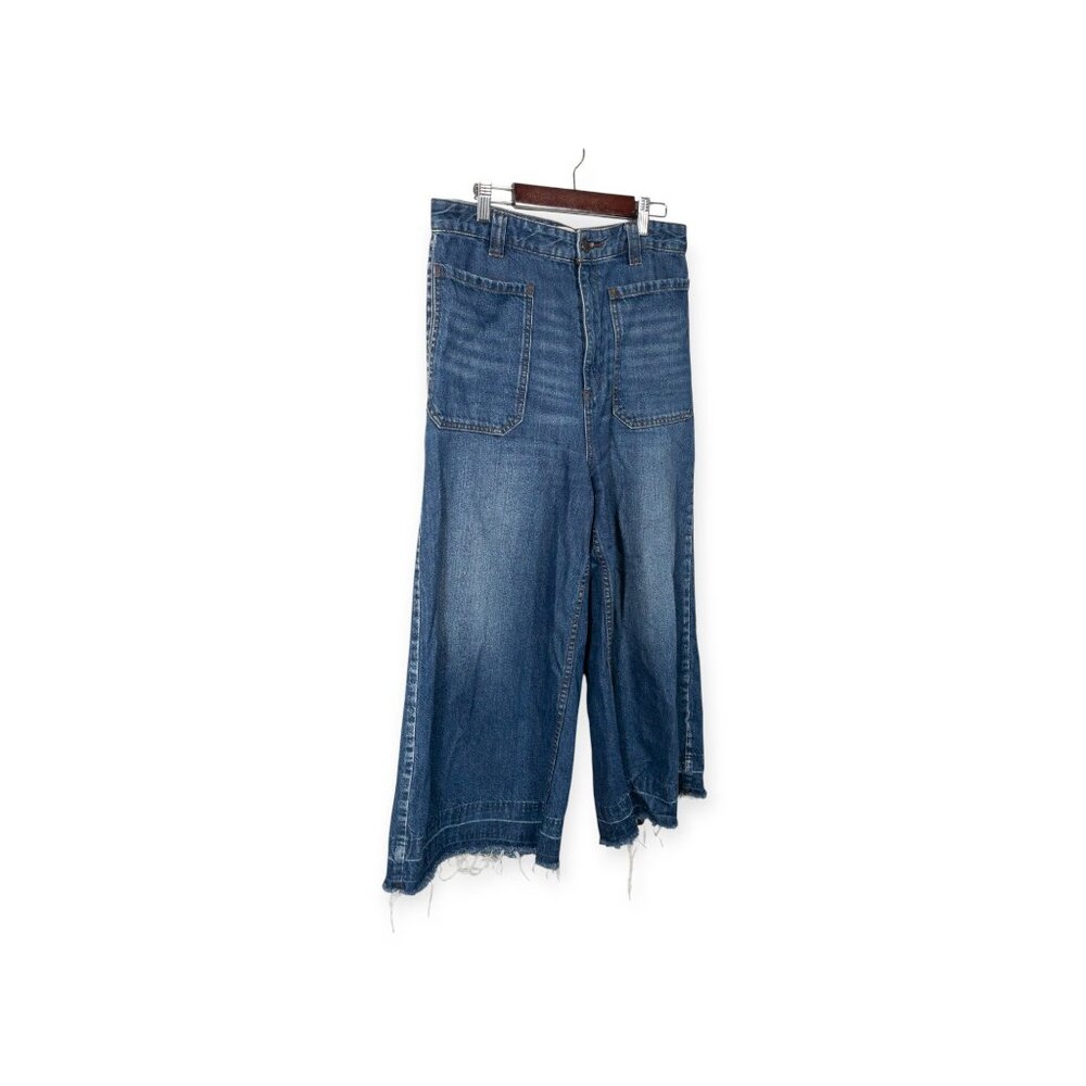 We The Free Dawn to Dusk Ultra High Rise Flare Jeans SZ 28 Patch Pocket Crop - Picture 2 of 16